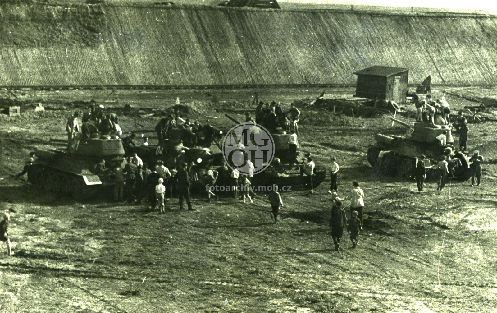 Fotografie - Cvičení armády na Hliňáku