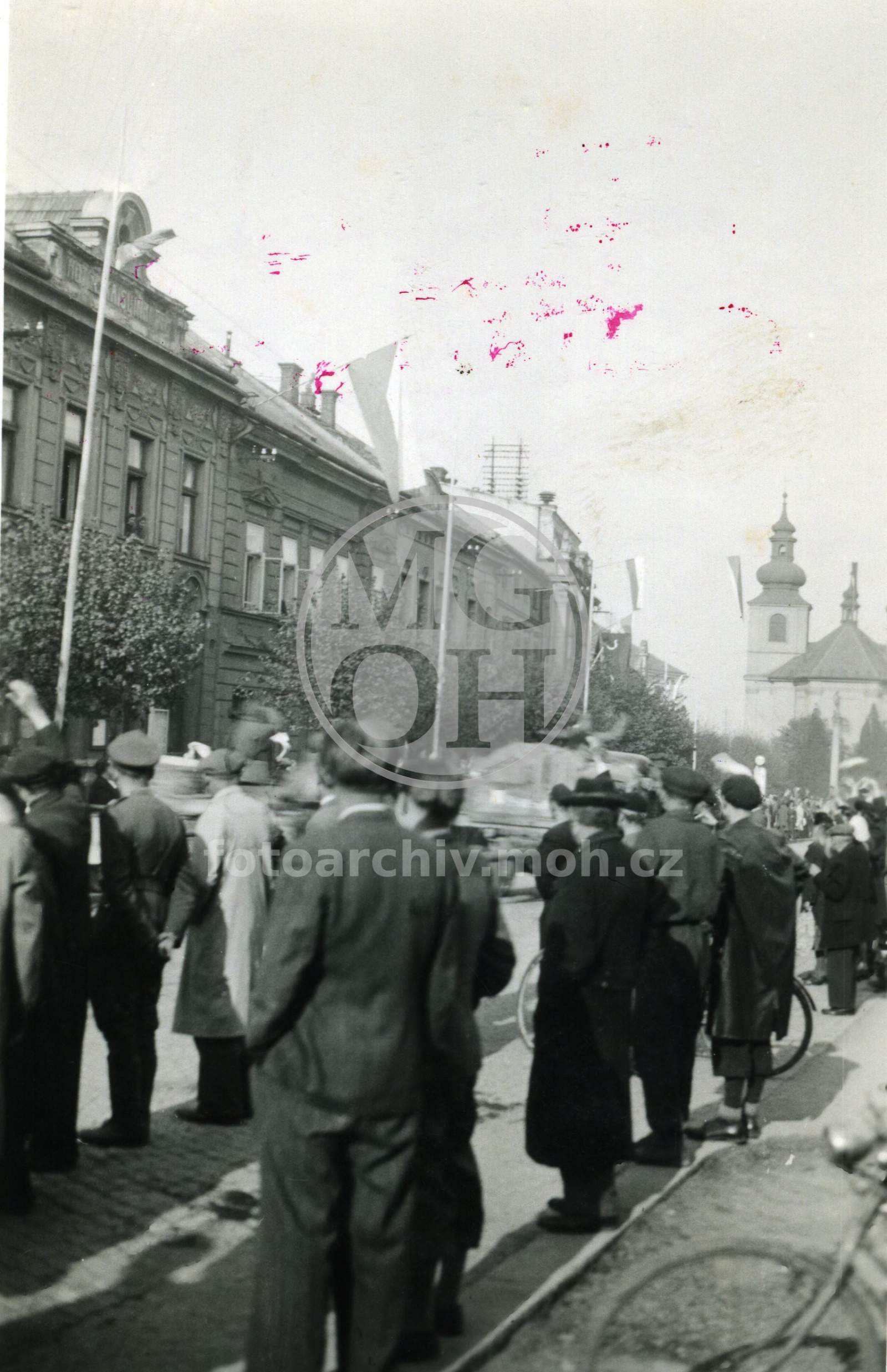 Fotografie - Příjezd Rudé armády