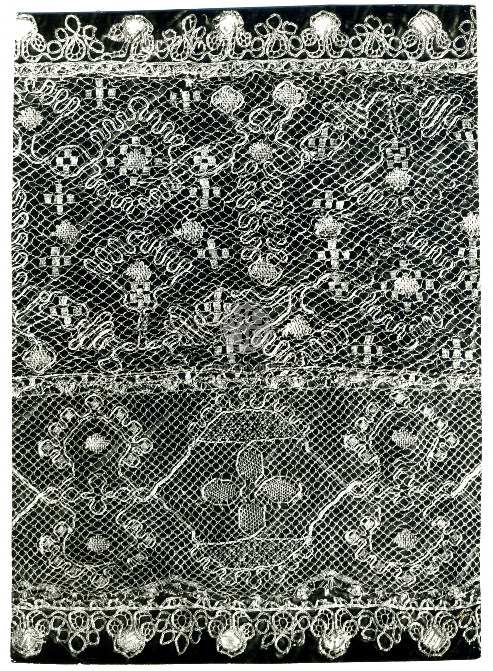 Fotografie - Židovská opona z r. 1738