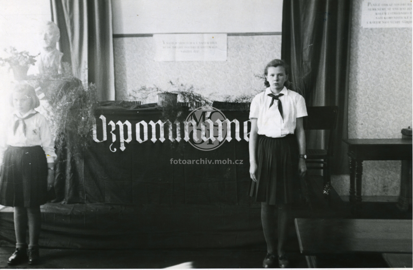 Fotografie - Tryzna za Antonína Zápotockého