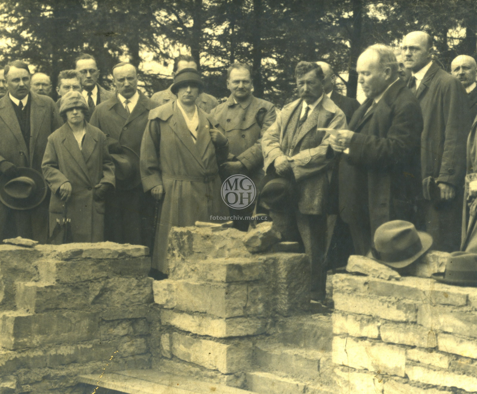 Fotografie - Kladení základního kamene na Vyhlídce