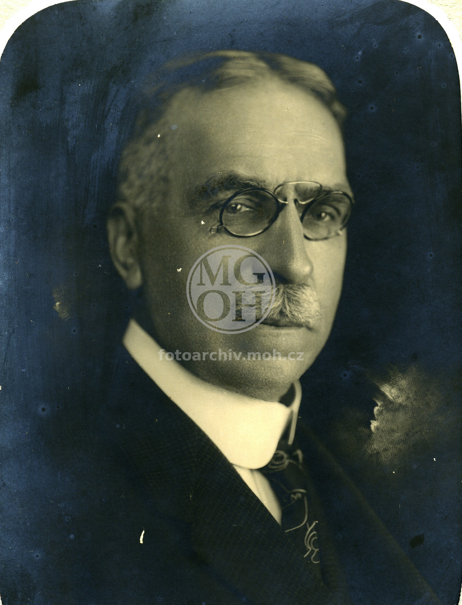 Fotografie - J. Král, řídící učitel a autor Pamětí města Vamberka