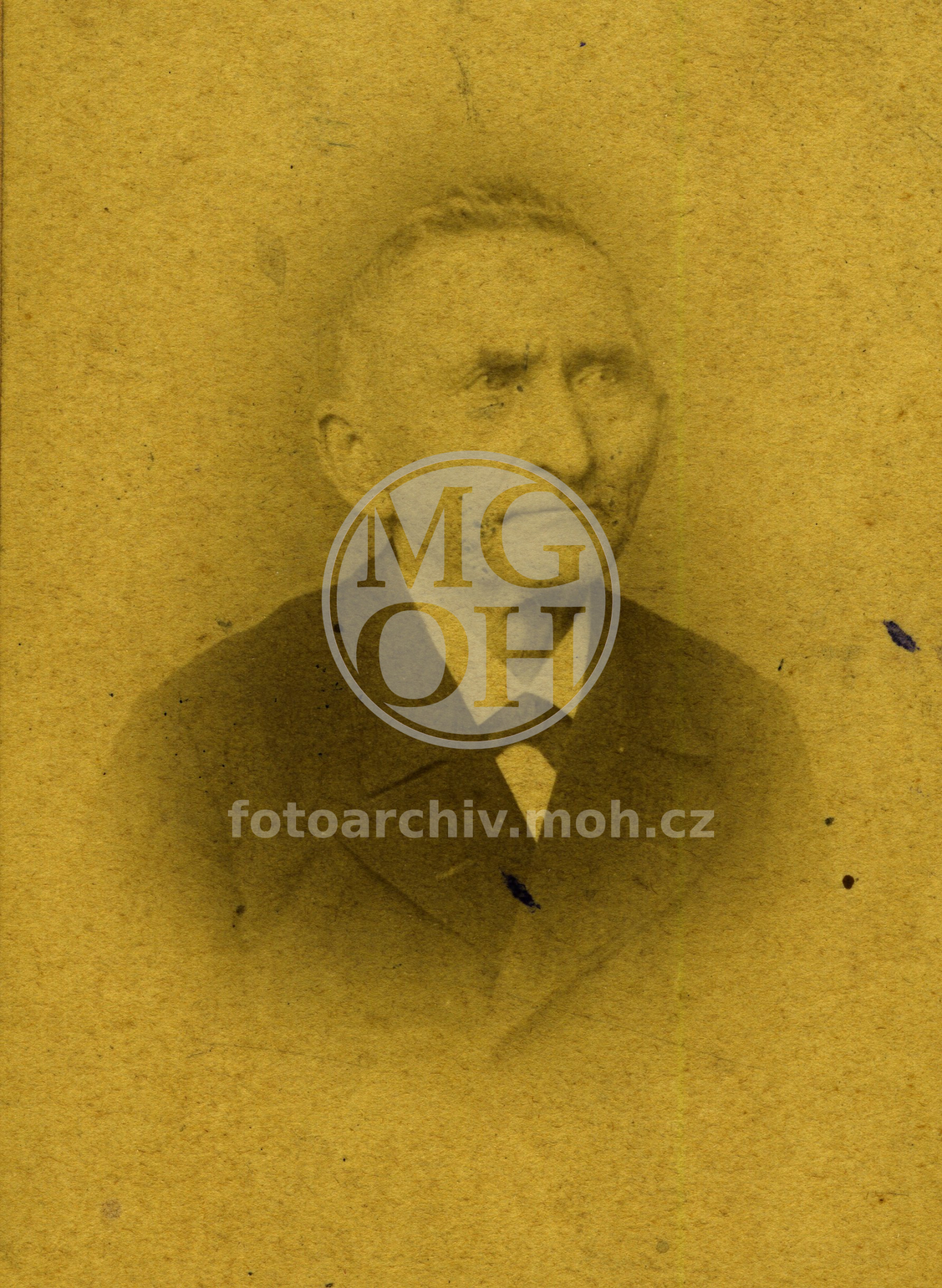 Fotografie - (1858 - 1907) 
Osoba: Chudý J., zakl.tov. na stroje