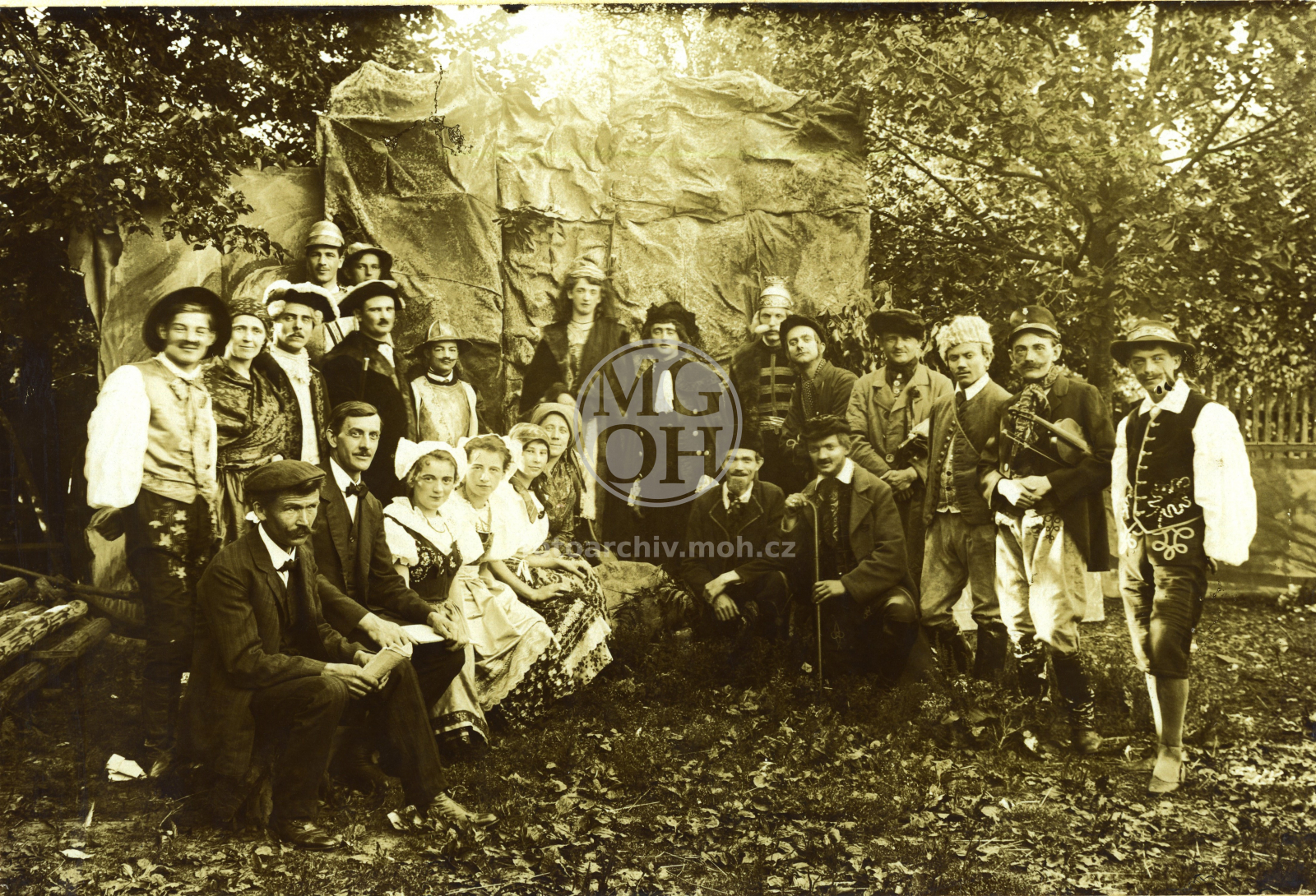 Fotografie - Ochotníci v přírodě, A.Jirásek : Pan Johanus