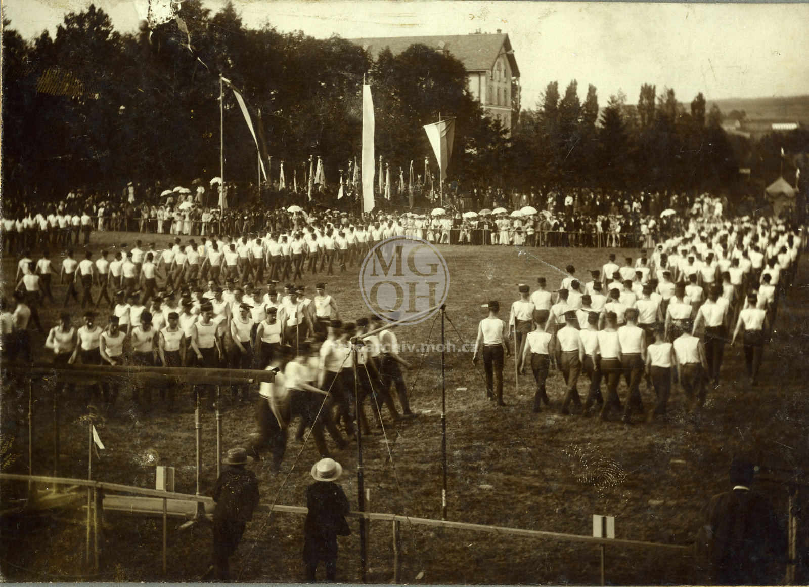 Fotografie - Sokolské cvičení