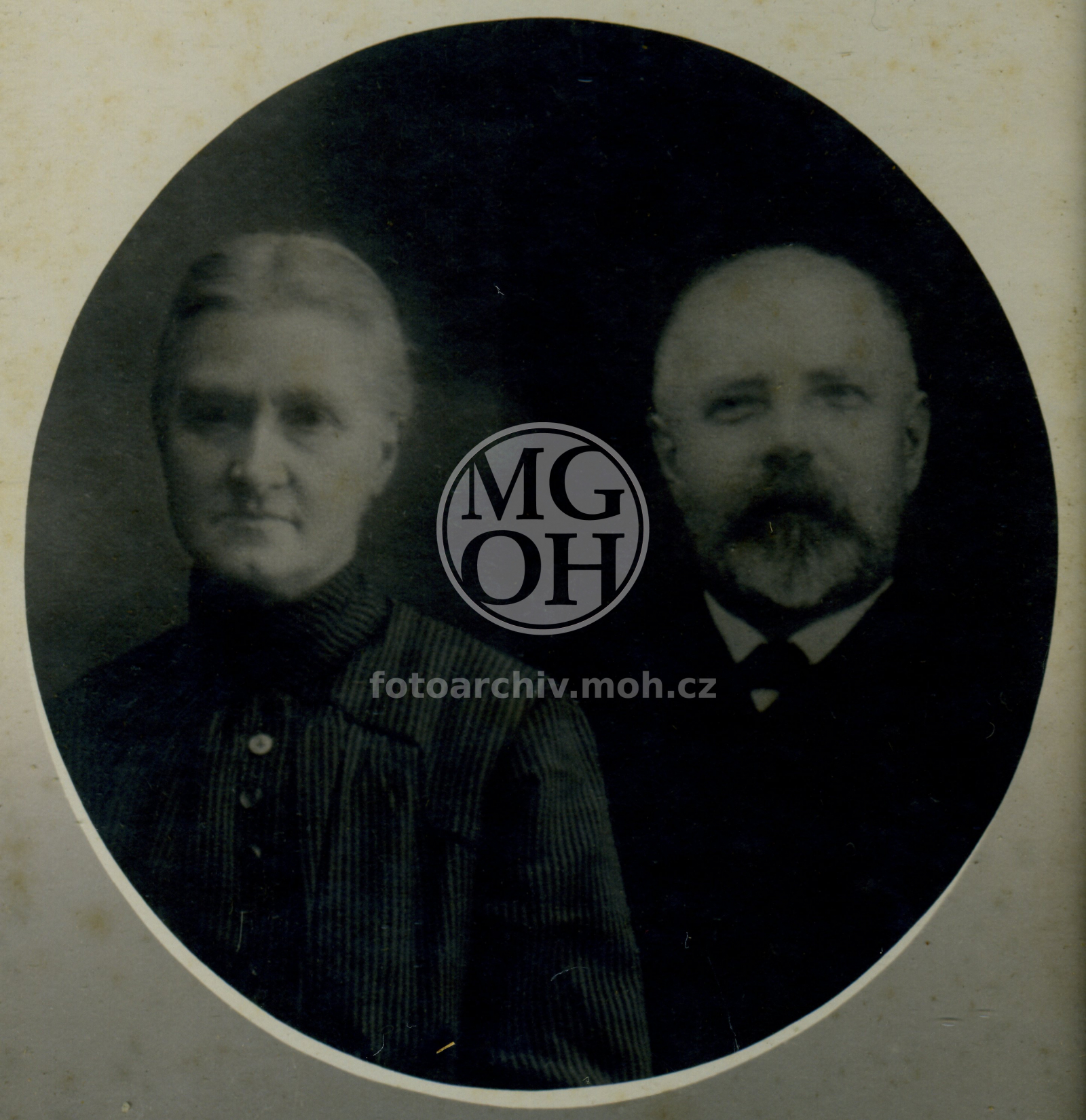 Fotografie - Manželé Ferdinand a Terezie Jarošovi, rodiče mineraloga PhDr. Zdeňka Jaroše
Osoba: PhDr. Zdeněk Jaroš (mineralog)